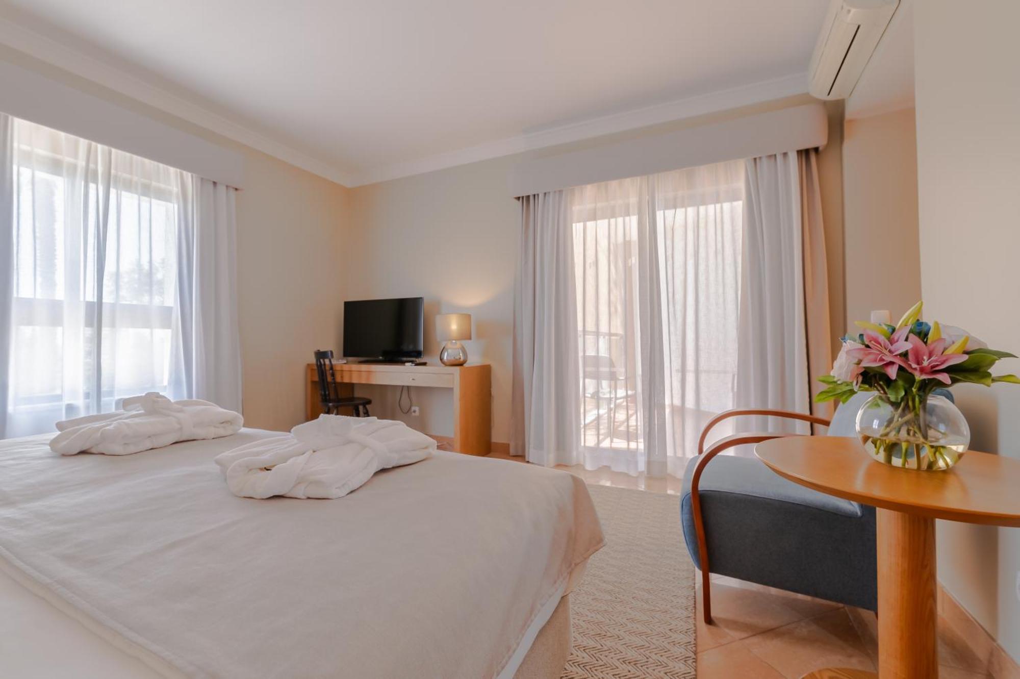 Pestana Alvor Park Hotel Apartamento Exterior foto